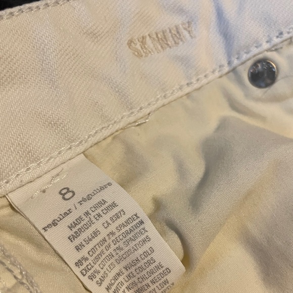 American Eagle Outfitters 2010 Season Skinny Stretch Distressed White Jeans - Picture 3 of 9